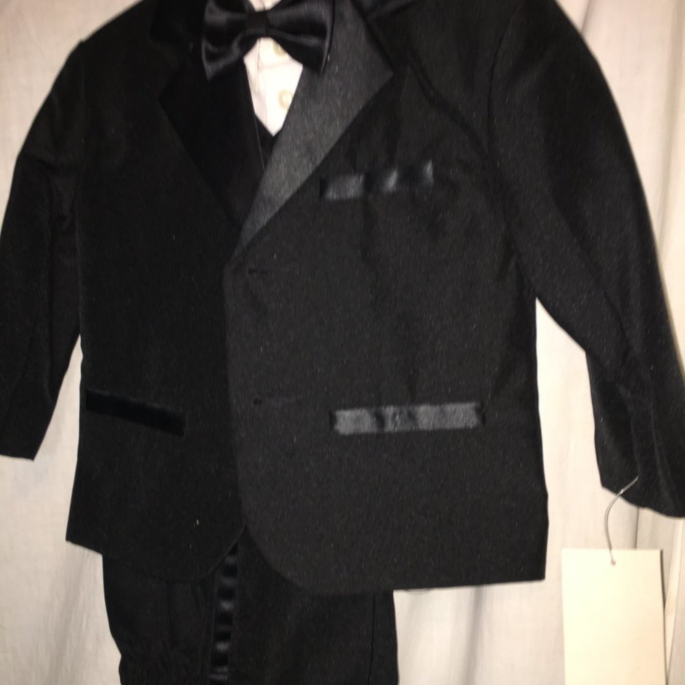 TUX FOR THAT HANDSOME BOY BY FOUGER NEW WITH BOW